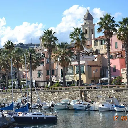 Casa Dall'asilo Vecchio *